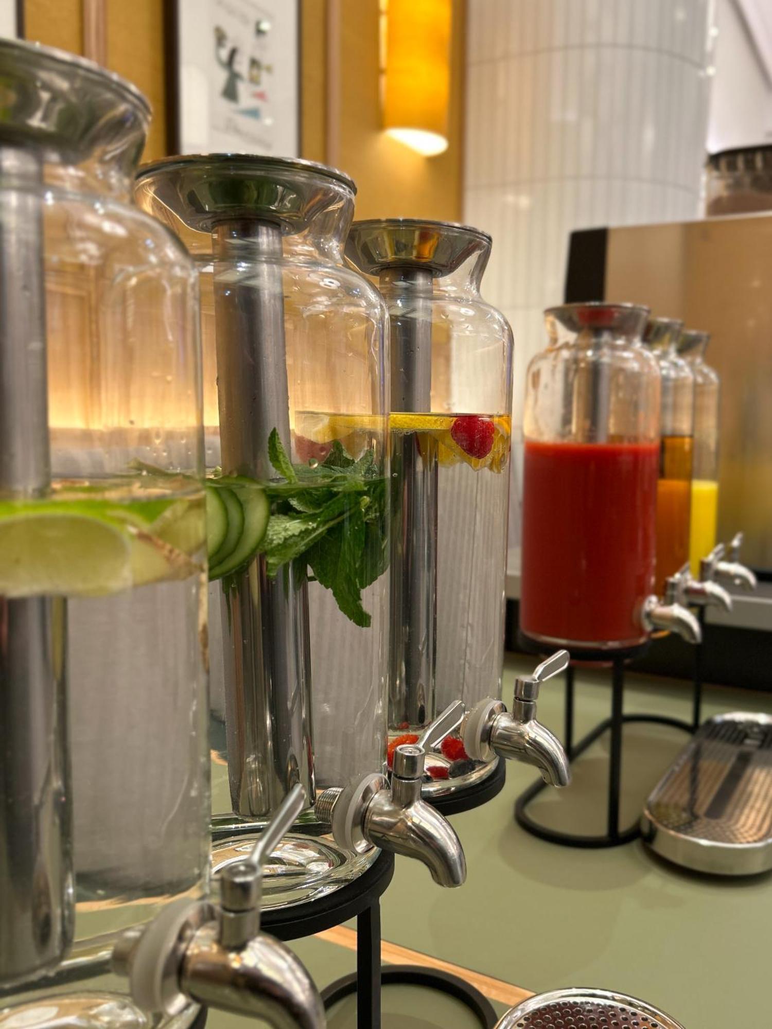 Kimpton Main Frankfurt By Ihg Ξενοδοχείο Φραγκφούρτη Εξωτερικό φωτογραφία